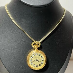 Mortima Antimagnetic 17 jewels women vintage mechanical watch Swiss Made